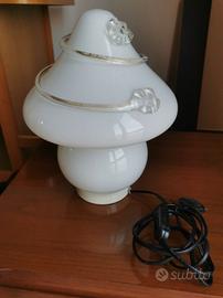 lampada in vetro vintage