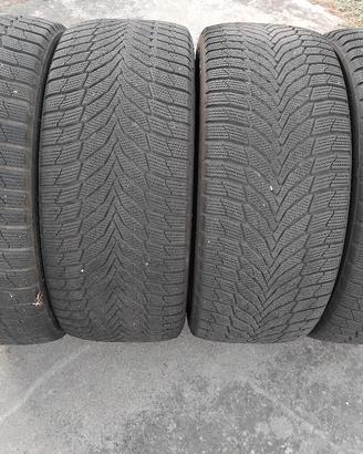 4 gomme invernali usate 275/45/20  v110