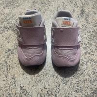 Scarpe bambino New Balance.