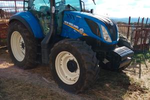 Trattore New Holland T5.110 Electro Command 110 CV