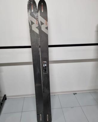 Sci Nordica senza allaccio