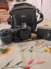 Nikon D5300 più accessori 