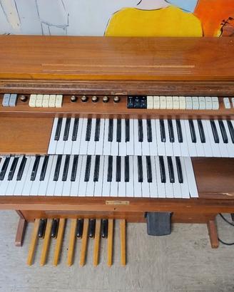 Organo elettronico EKO mod. Corale (anni '70)