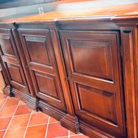 Credenza in legno massiccio