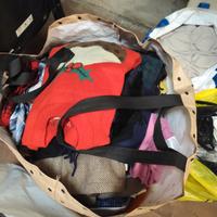 mix vestiti e accessori 