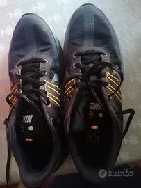 "Nike" lunar roam