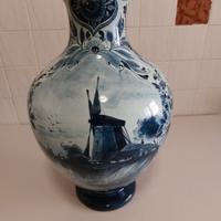 antico vaso in porcellana 