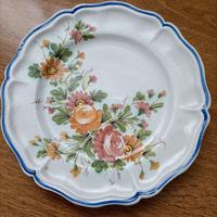 Piatti dipinti a mano