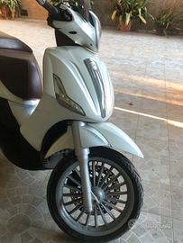 Beverly 300ie