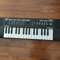 pianola Alesis Melody 32