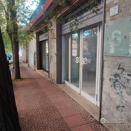 Locale commerciale in Via Gramsci