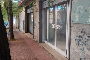 Locale commerciale in Via Gramsci