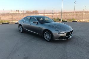 Maserati Ghibli 3.0 V6 Diesel 249 CV no super boll