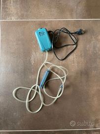 Pompa per fare aria all'interno di un acquario