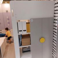 Letto a castello con scrivania e armadio