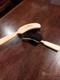 Spazzole per cappelli e abiti 