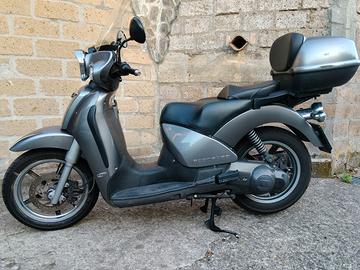 Aprilia Scarabeo