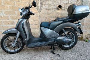 Aprilia Scarabeo
