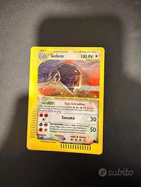 Carta pokemon golem