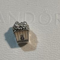 PANDORA Popcorn Delizioso Charm 797213EN160