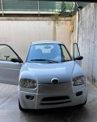 Minicar con patentino