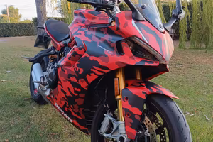 Ducati Supersport 950 s