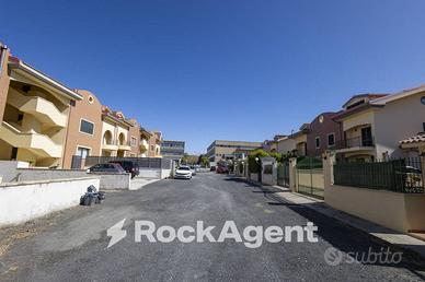 APPARTAMENTO MANSARDATO DA RIFINIRE