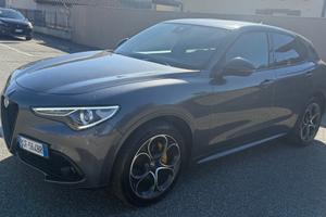 Alfa Romeo Stelvio 2.2 Turbodiesel 210 CV AT8 Q4 V