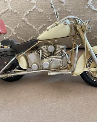 Modello moto d’epoca
