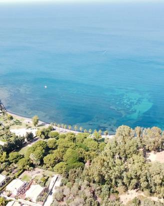 Villetta arredata con terrazzo, posto auto arcile