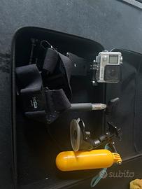 Go pro hero 4 con accessori