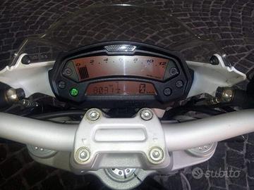 Ducati Monster 696 + 