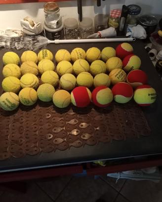 32 palline da tennis usate 