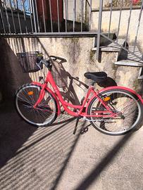 BICICLETTA DA DONNA WEG DECATHLON  COMPRATA