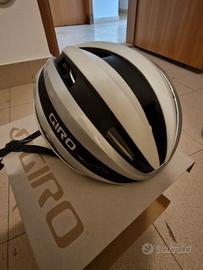 casco bici Giro Synthe MIPS bianco argento Large