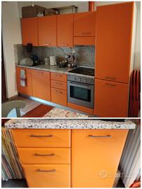 Cucina completa e armadio