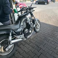 Yamaha fzx 750