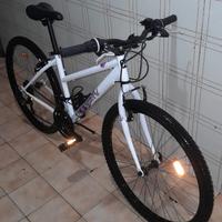 Bici Btwin Rockrider 300.
Cambio Shimano 3x6 