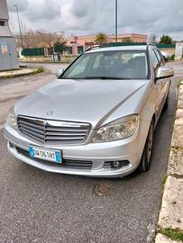 Mercedes c 220  