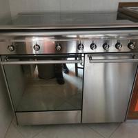 Cucina con forno