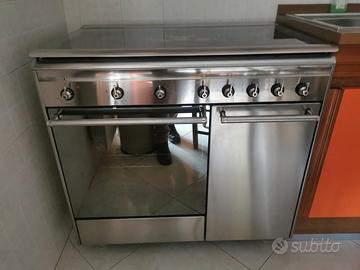 Cucina con forno