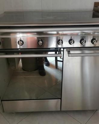 Cucina con forno