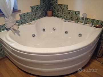 Vasca idromassaggio 