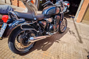 Triumph 900 Legend TT