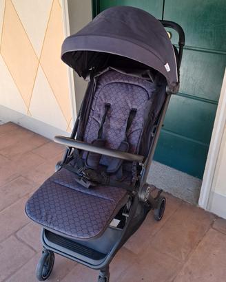 Passeggino pieghevole