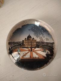 Vecchio Presse a papier piazza San Pietro Roma