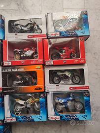 Blocco modellini moto scala 1:18