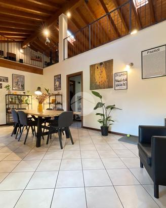 3 LOCALI A TRAVAGLIATO