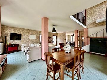 VILLA SINGOLA A SONA