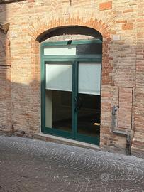 Locale pluriuso Piazzetta